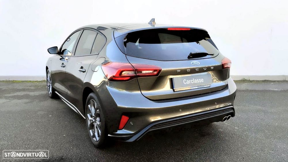 Ford Focus 1.5 TDCi ECOBlue ST-Line Aut. - 11