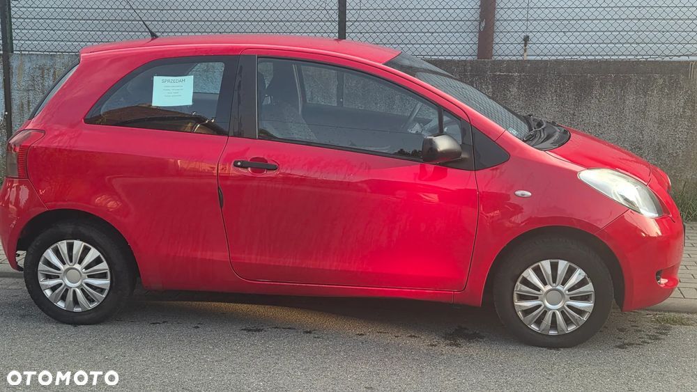 Toyota Yaris - 3