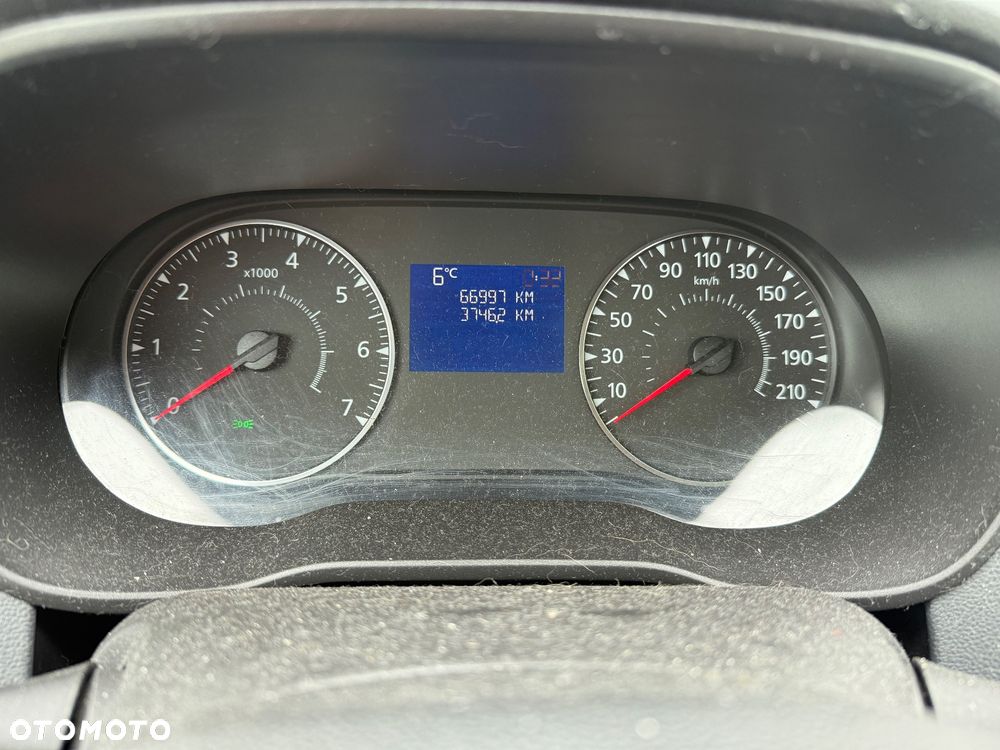 Dacia Duster 1.2 TCe Celebration - 17