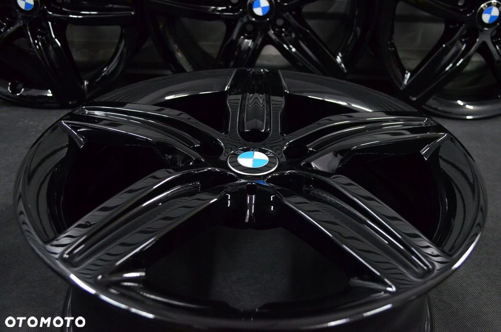 Felgi 5x112 R17 BMW F40 F44 F45 F46 Styling 379 - 5