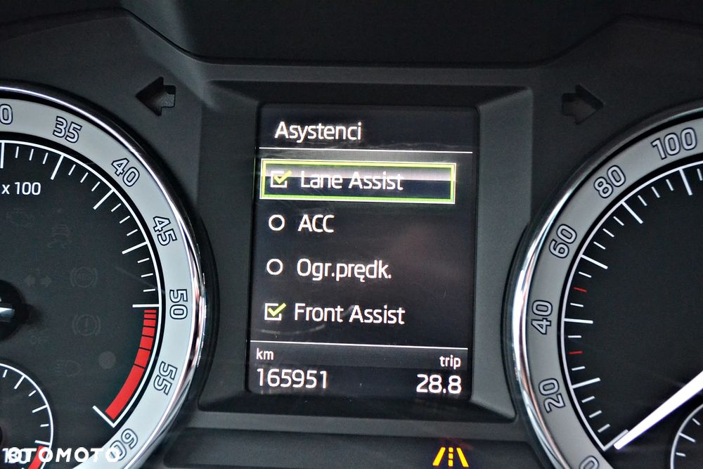 Skoda Octavia 2.0 TDI 4x4 DSG Clever - 34