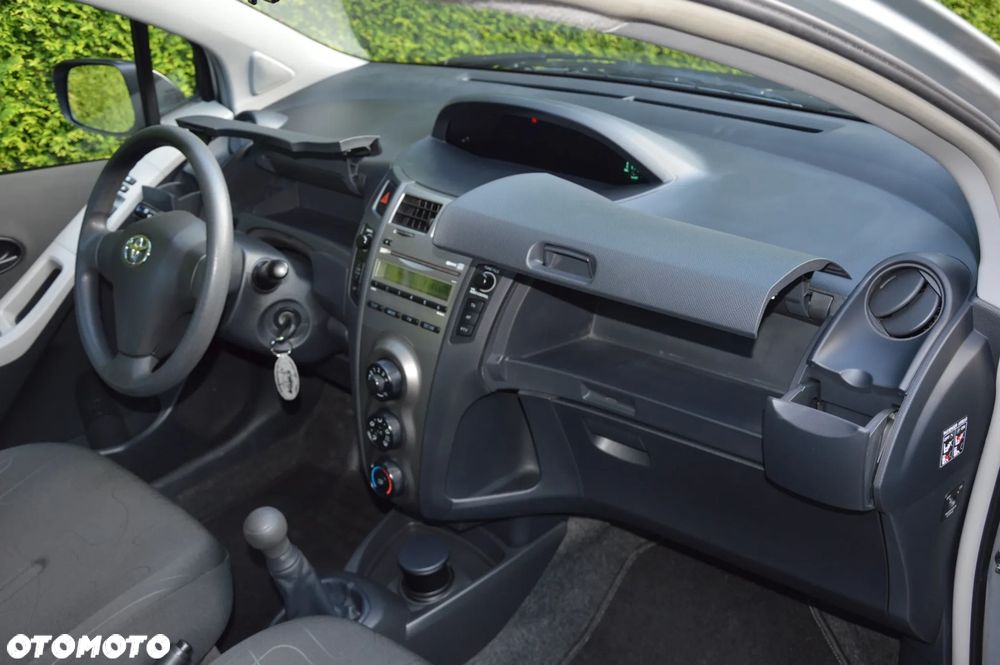 Toyota Yaris - 21