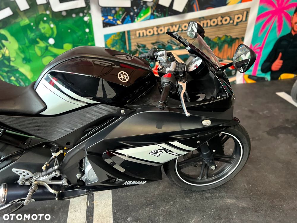Yamaha YZF - 21