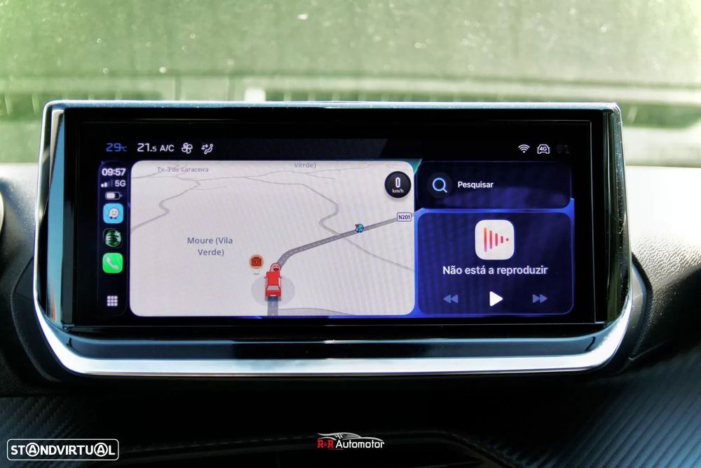 Peugeot 208 1.2 Hybrid Allure e-DCS6 - 32