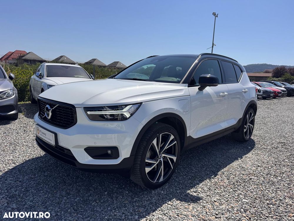 Volvo XC 40 T5 Twin Engine DKG R-Design - 1