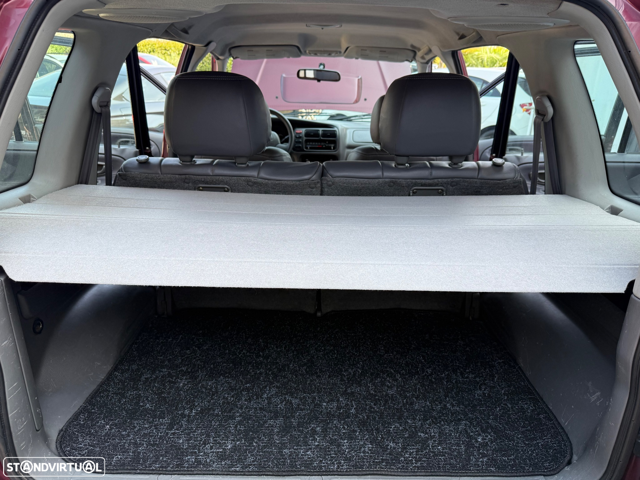 Suzuki Grand Vitara Metal Top 2.0 TDi - 32
