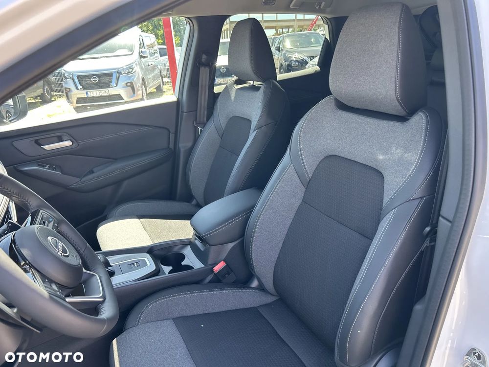 Nissan Qashqai 1.3 DIG-T MHEV N-Connecta Xtronic - 11