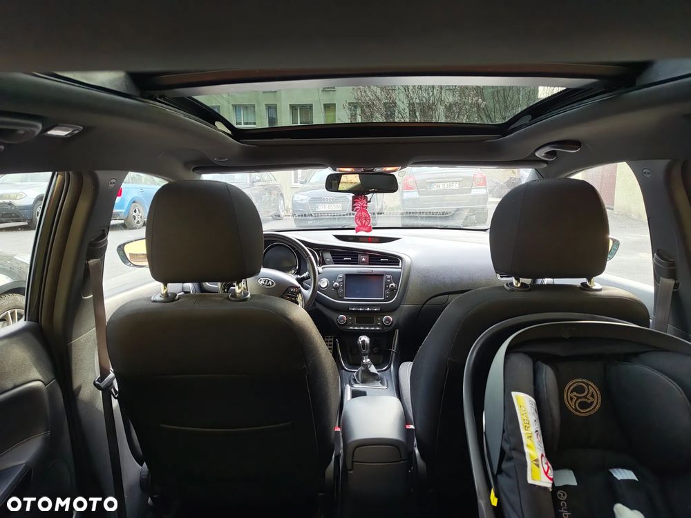 Kia Ceed 1.6 CRDi 136 ISG GT Line - 17