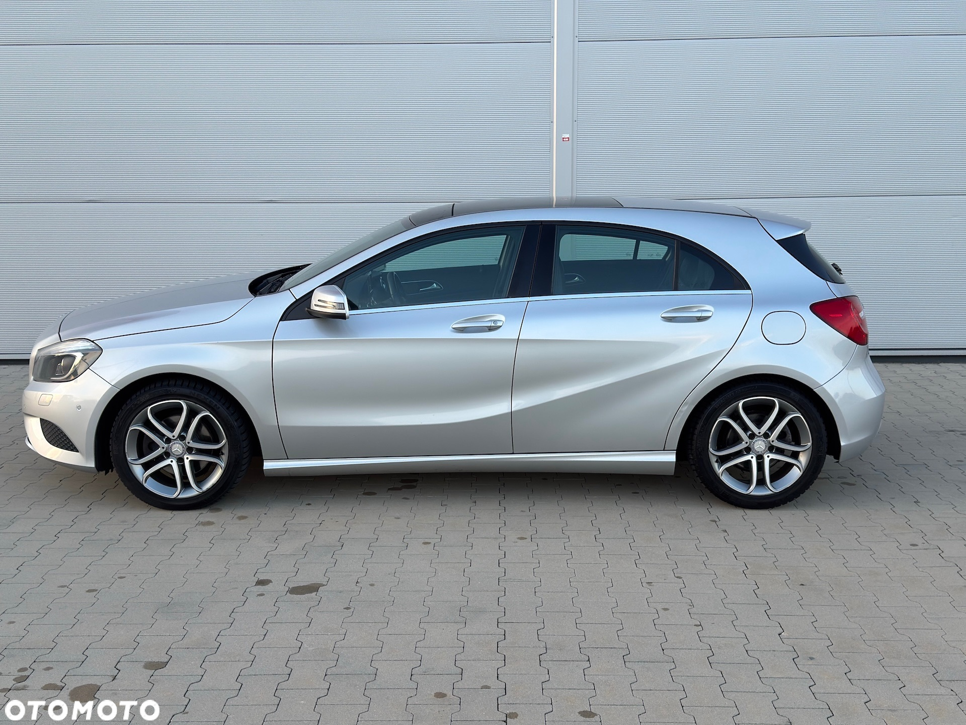 Mercedes-Benz Klasa A 200 (BlueEFFICIENCY) Urban - 26
