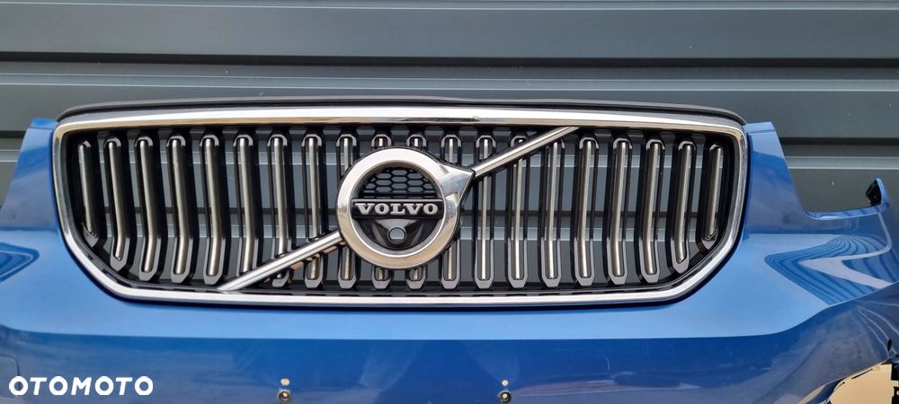 VOLVO XC40 2017- Zderzak przód oryginał MB137 - 3