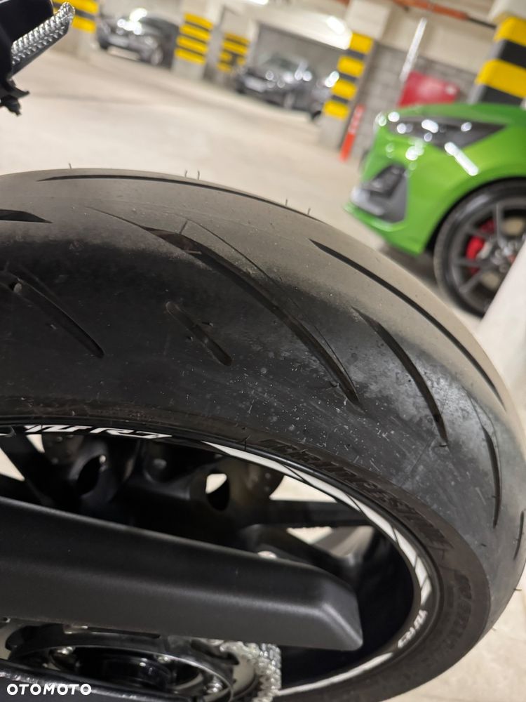 Yamaha R7 - 2