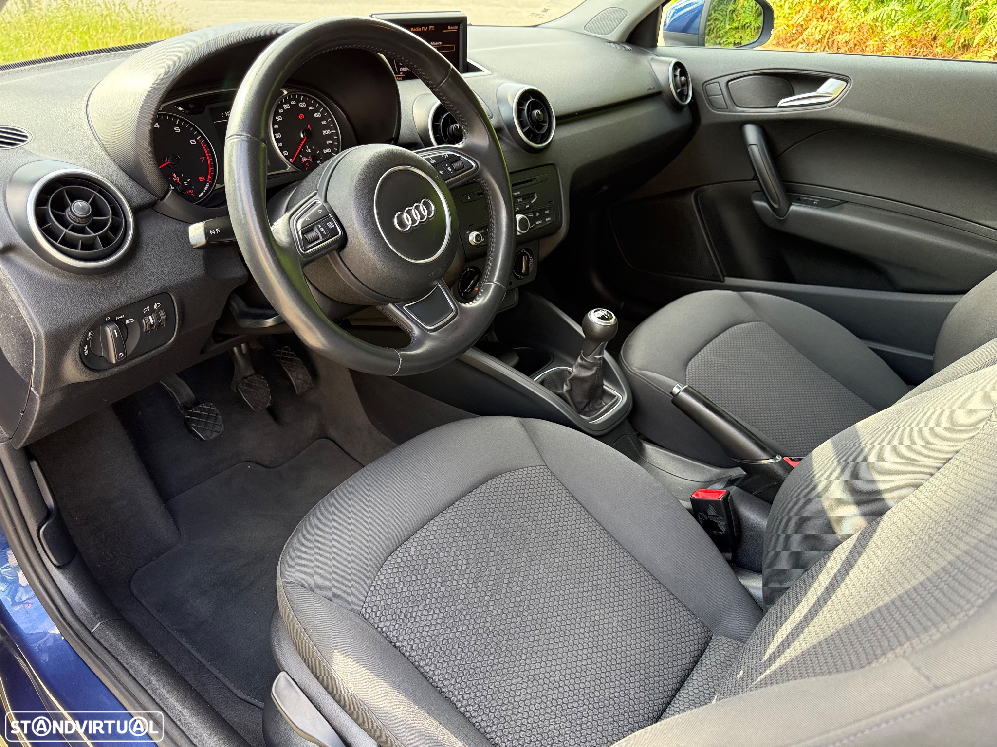 Audi A1 1.2 TFSI Attraction - 9
