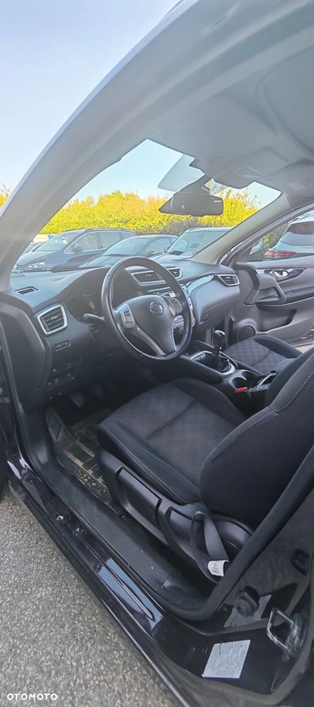 Nissan Qashqai 1.6 DIG-T N-Connecta - 2