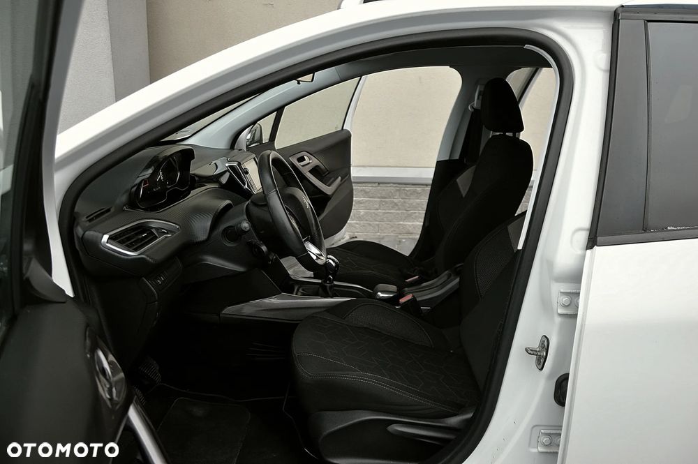 Peugeot 2008 1.2 Pure Tech Active - 6