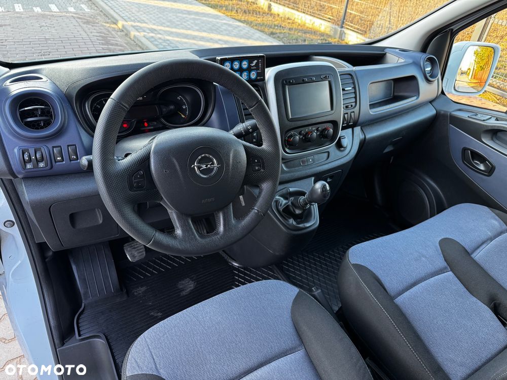 Opel Vivaro - 5