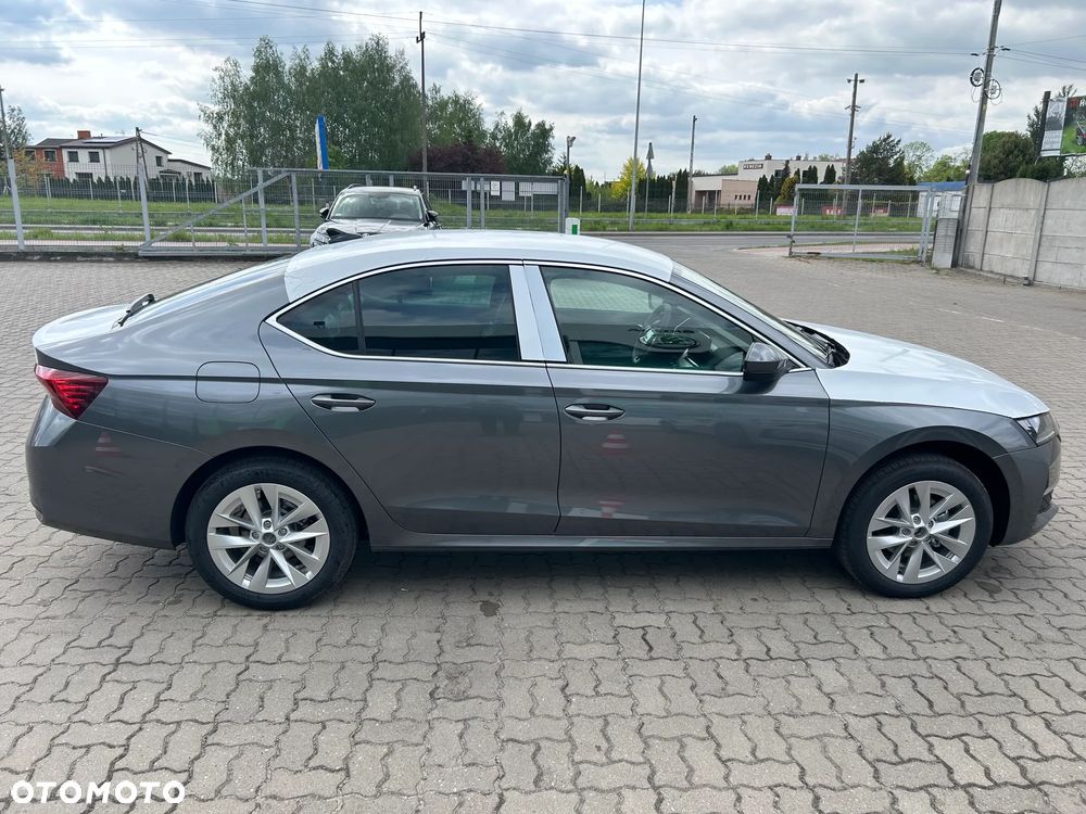 Skoda Octavia 2.0 TDI Selection DSG - 6