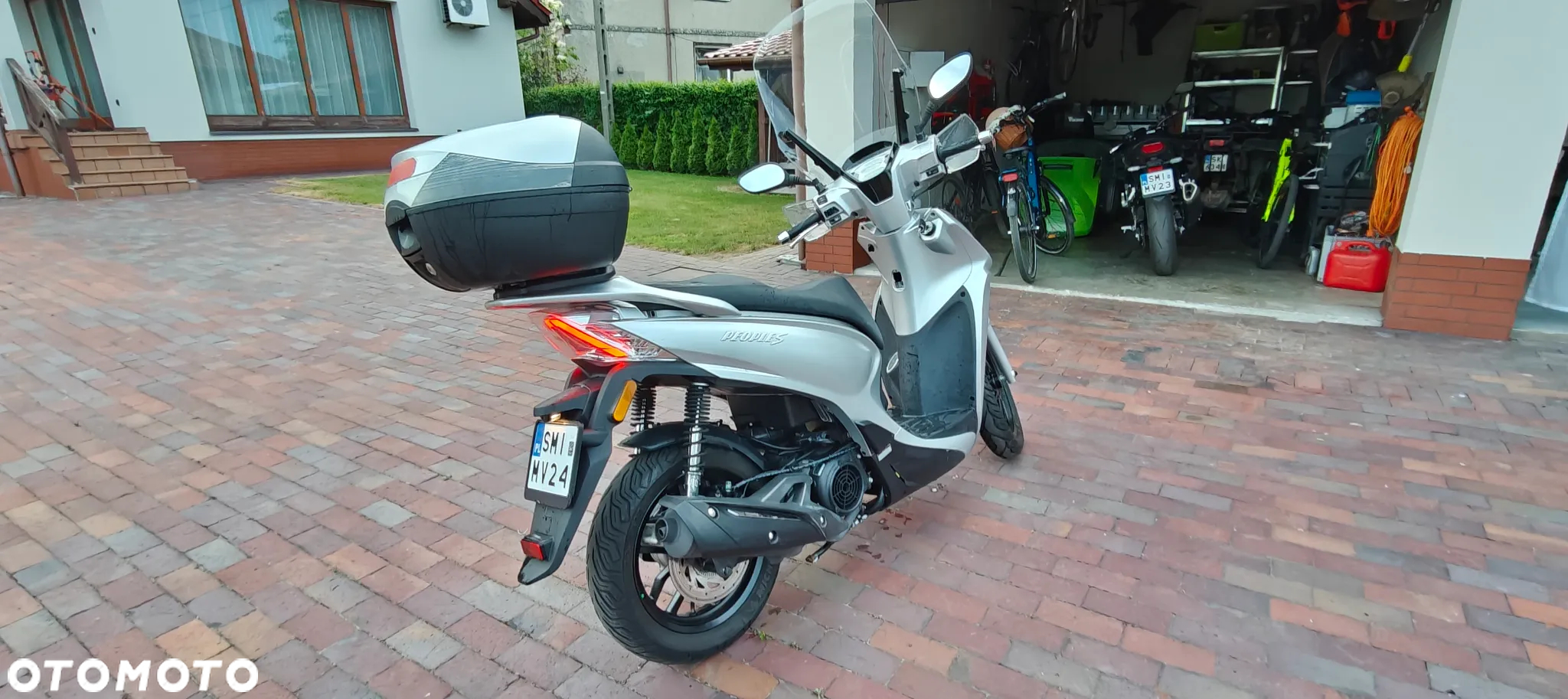 Kymco People - 3