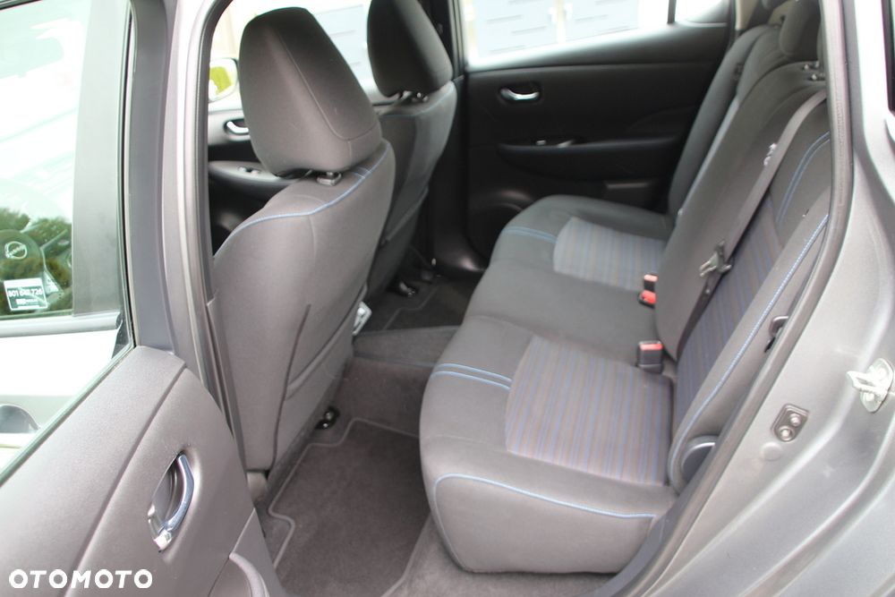 Nissan Leaf 40kWh Acenta - 19