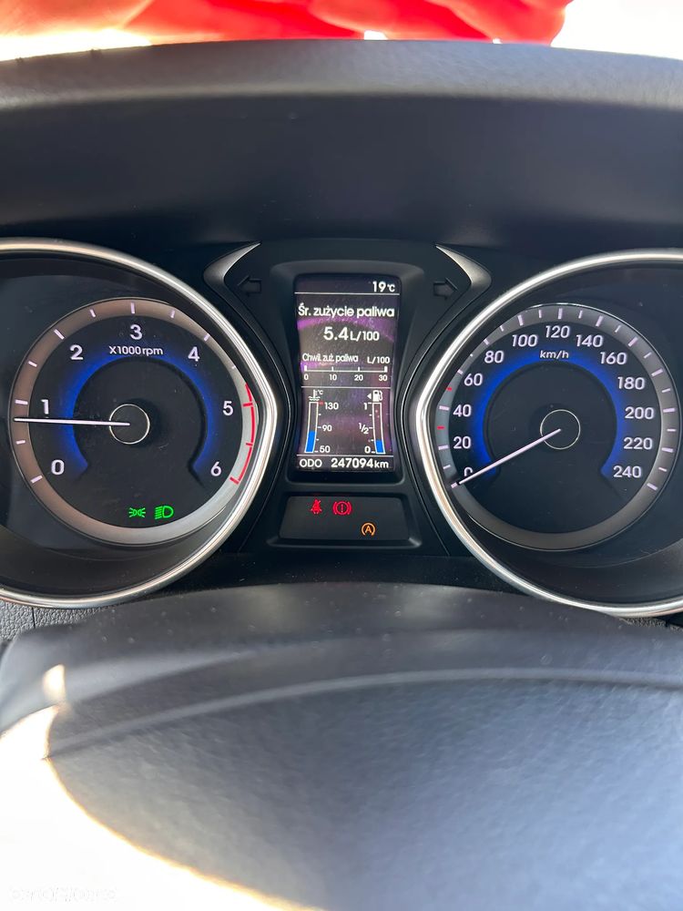 Hyundai i30 blue 1.6 CRDi Premium - 8