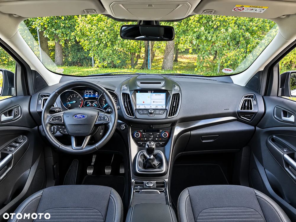 Ford Kuga 1.5 EcoBoost 2x4 Titanium - 7