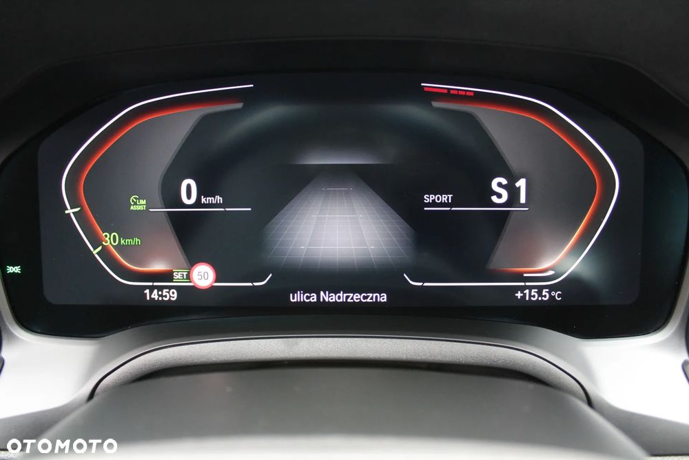 BMW Seria 3 320i Sport Line - 26