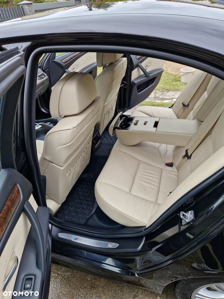 BMW Seria 5 535i - 9