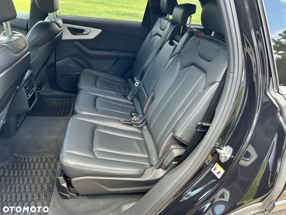 Audi Q7 - 18