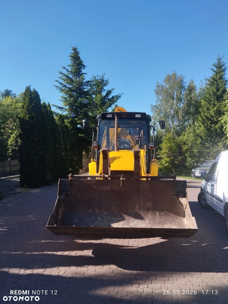 JCB 3Cx Contractor super stan - 23