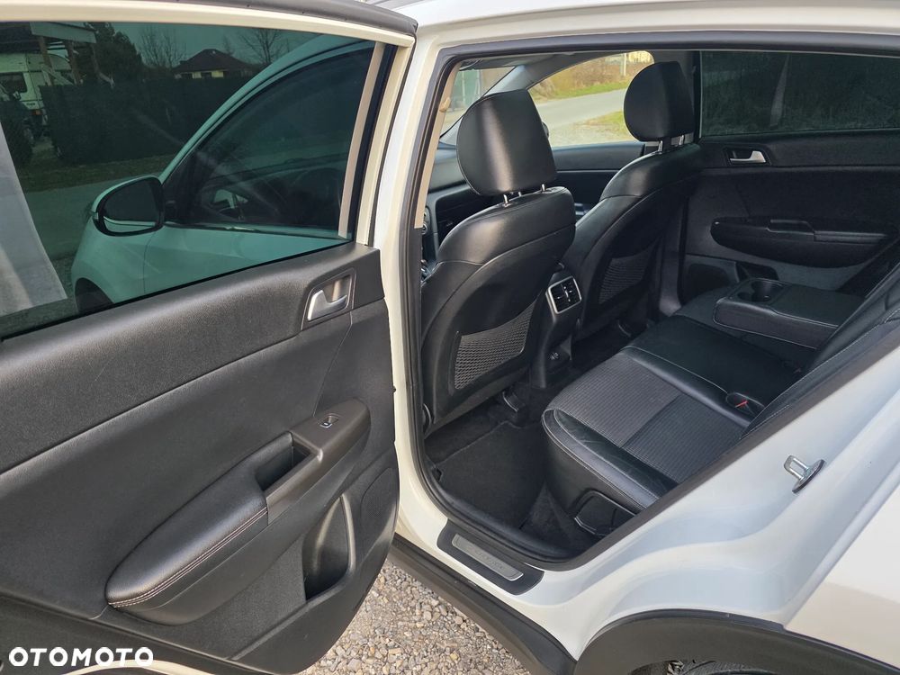 Kia Sportage 1.7 CRDI 2WD Vision - 26