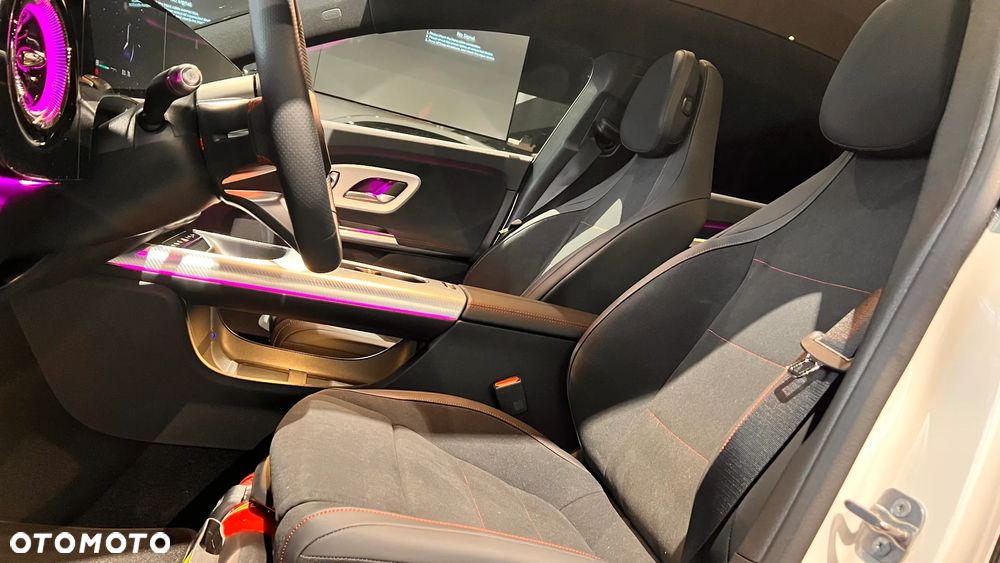 Mercedes-Benz CLA - 6