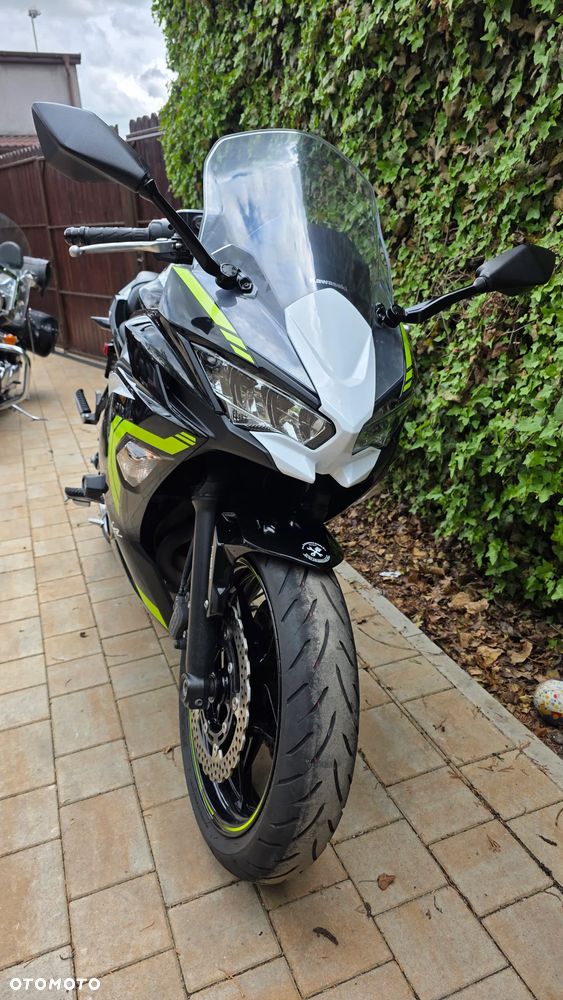 Kawasaki Ninja - 8