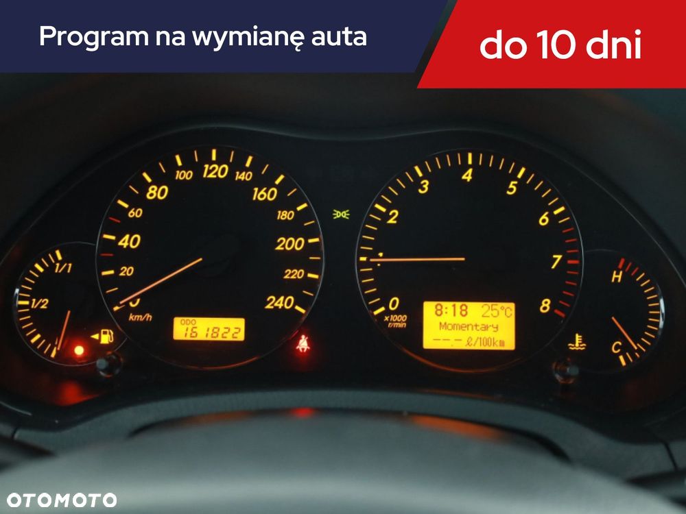 Toyota Avensis - 10
