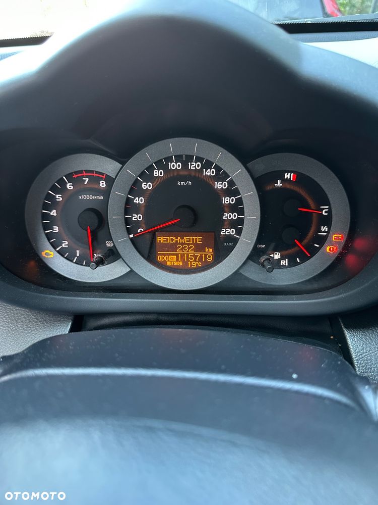 Toyota RAV4 2.0 VVT-i Sol - 6