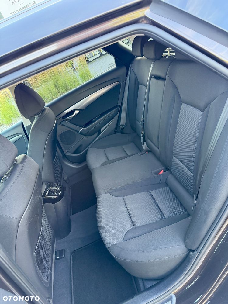 Hyundai i40 Kombi 1.7 CRDi Premium - 21