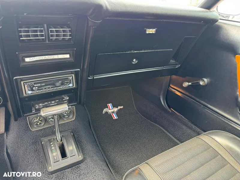 Ford Mustang - 14