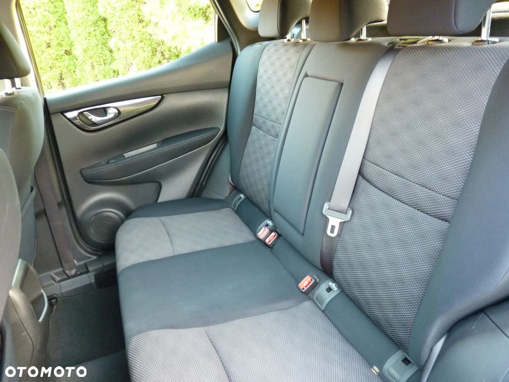 Nissan Qashqai 1.5 dCi Visia - 8