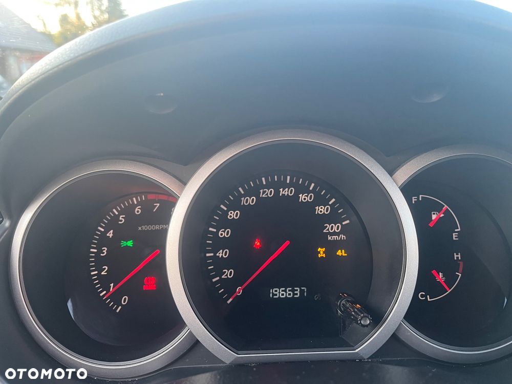 Suzuki Grand Vitara 2.0 Comfort - 12