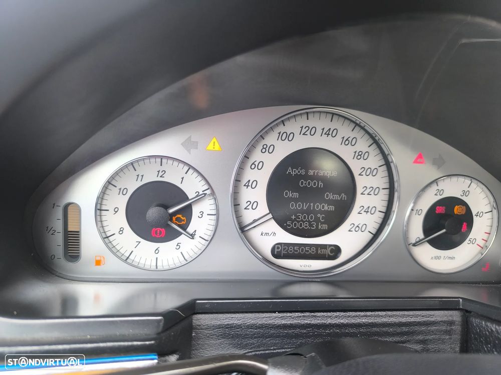 Mercedes-Benz E 220 CDi Executive II Aut. - 10