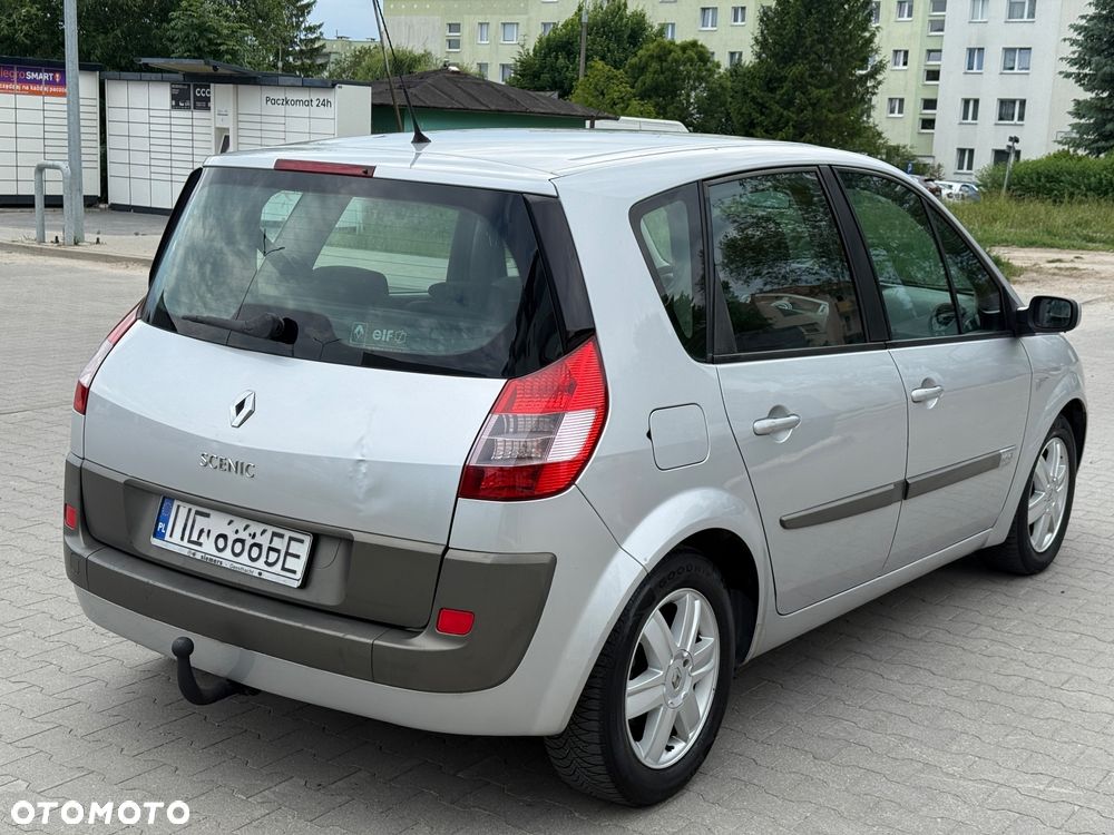 Renault Scenic 1.6 16V Confort Dynamique - 4