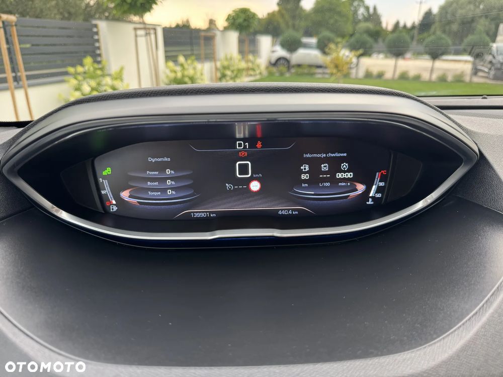 Peugeot 5008 - 29