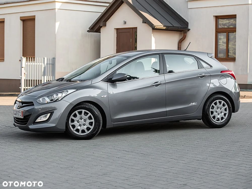 Hyundai i30 1.4 Trend - 17