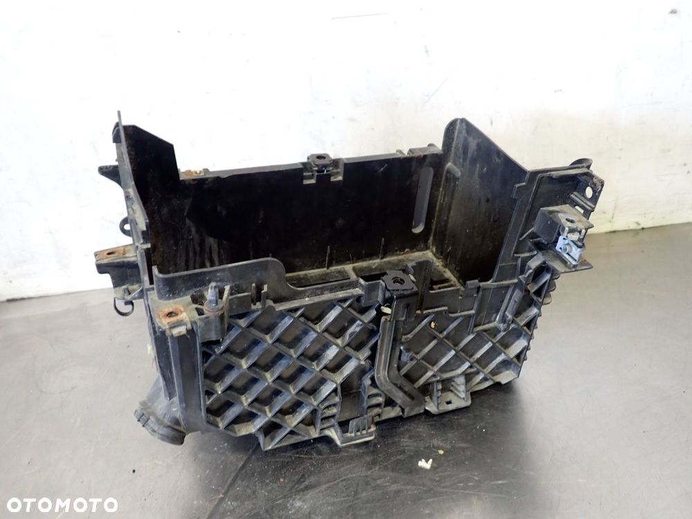 PODSTAWA AKUMULATORA RENAULT GRAND SCENIC III   T06009A180 - 2