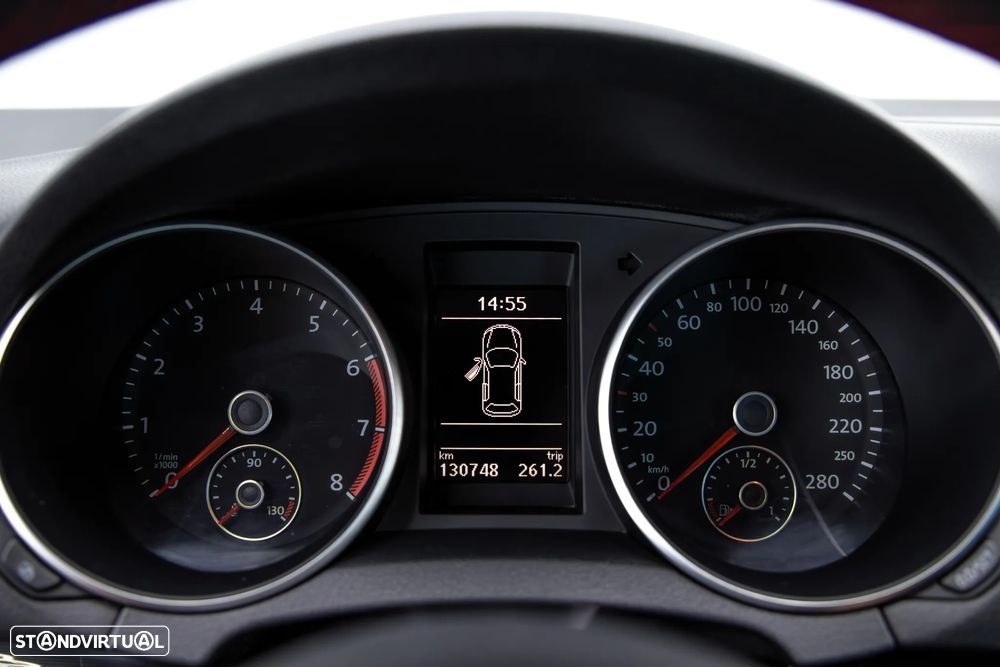 VW Golf 2.0 GTI - 25