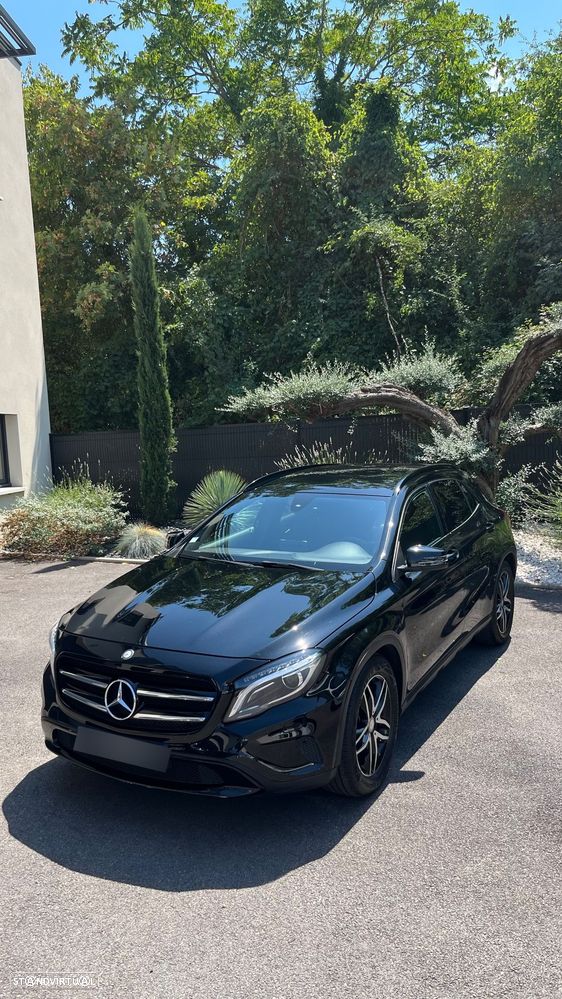 Mercedes-Benz GLA 200 (CDI) d 4Matic 7G-DCT Urban - 1