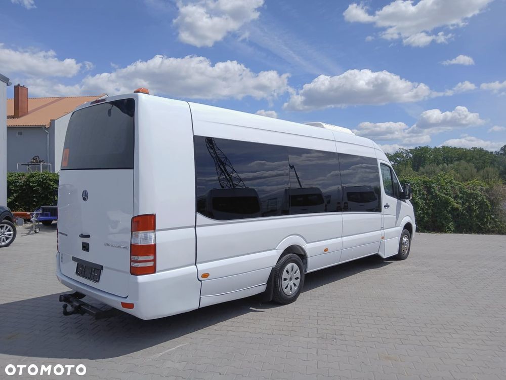 Mercedes-Benz 519 wersja turystyczna - 4