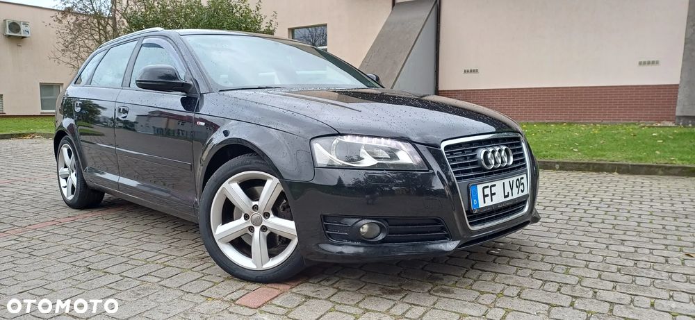 Audi A3 Sportback - 12