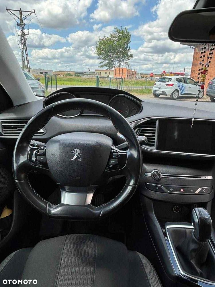 Peugeot 308 - 14