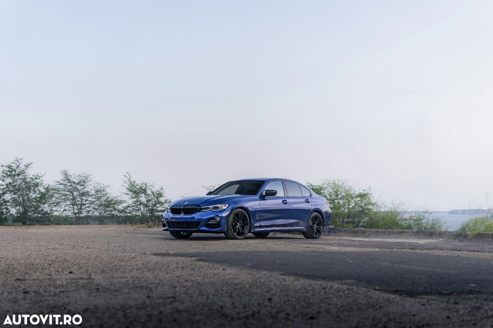 BMW Seria 3 330i xDrive Aut. M Sport - 12