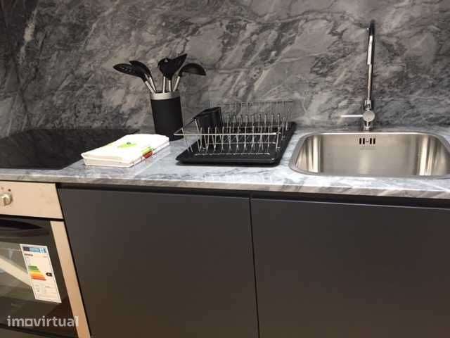 Apartamento T0 no centro do Porto - Grande imagem: 4/8