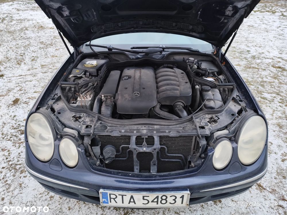 Mercedes-Benz Klasa E 270 CDI T Avantgarde - 11